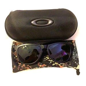 Oakley Frogskins Lite